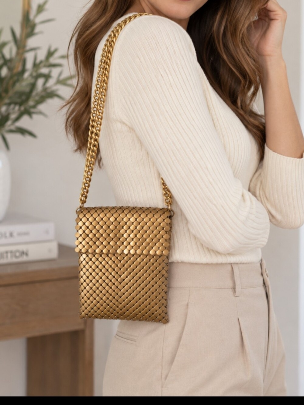 Vintage Whiting & Davis Gold Metal Mesh Shoulder Bag